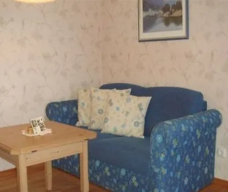 Haus Am Markt Апартаменты *